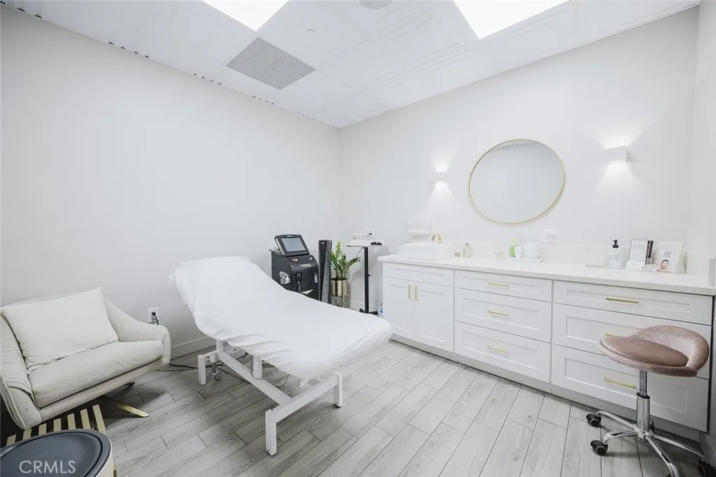 Additional image 37 of W Burbank Boulevard, Burbank, CA 91506