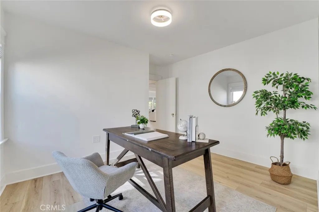 Additional image 67 of 337 N Beachwood Drive, Los Angeles, CA 90004