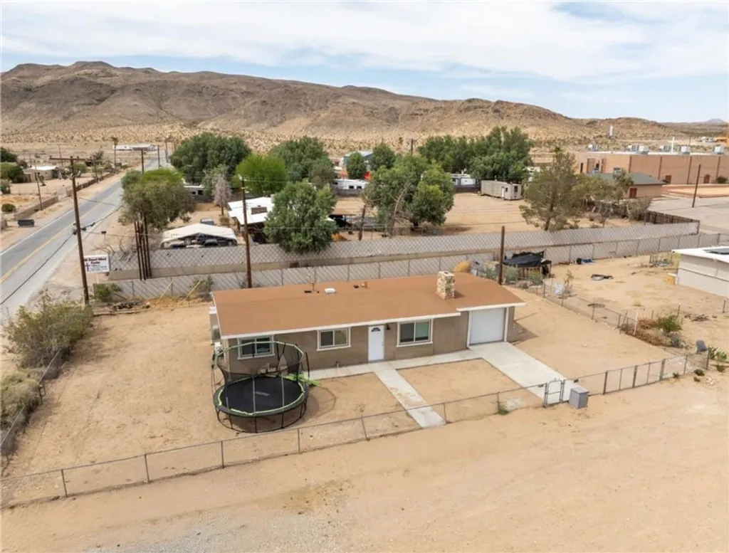 Additional image 3 of 36415 Soapmine Rd, Barstow, CA 92311