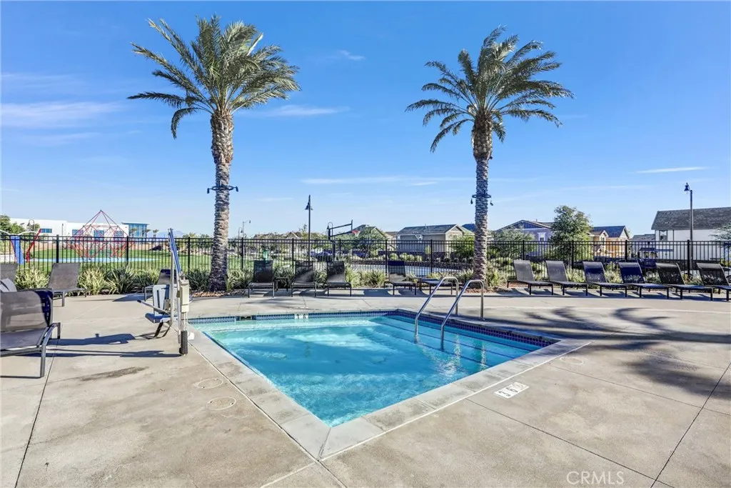 Additional image 37 of 16681 Wyndham Lane Unit 8, Fontana, CA 92336