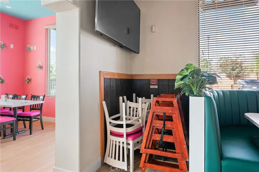 Additional image 86 of 13076 Glenoaks, Sylmar, CA 91342