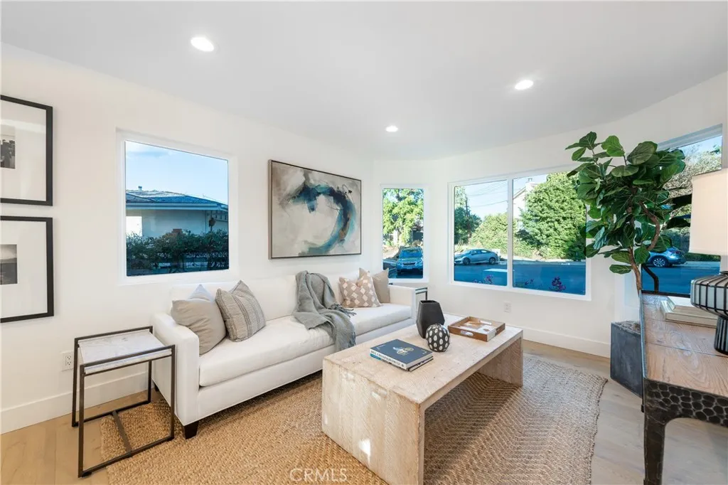 Additional image 22 of 23534 Aetna st, Woodland Hills, CA 91367