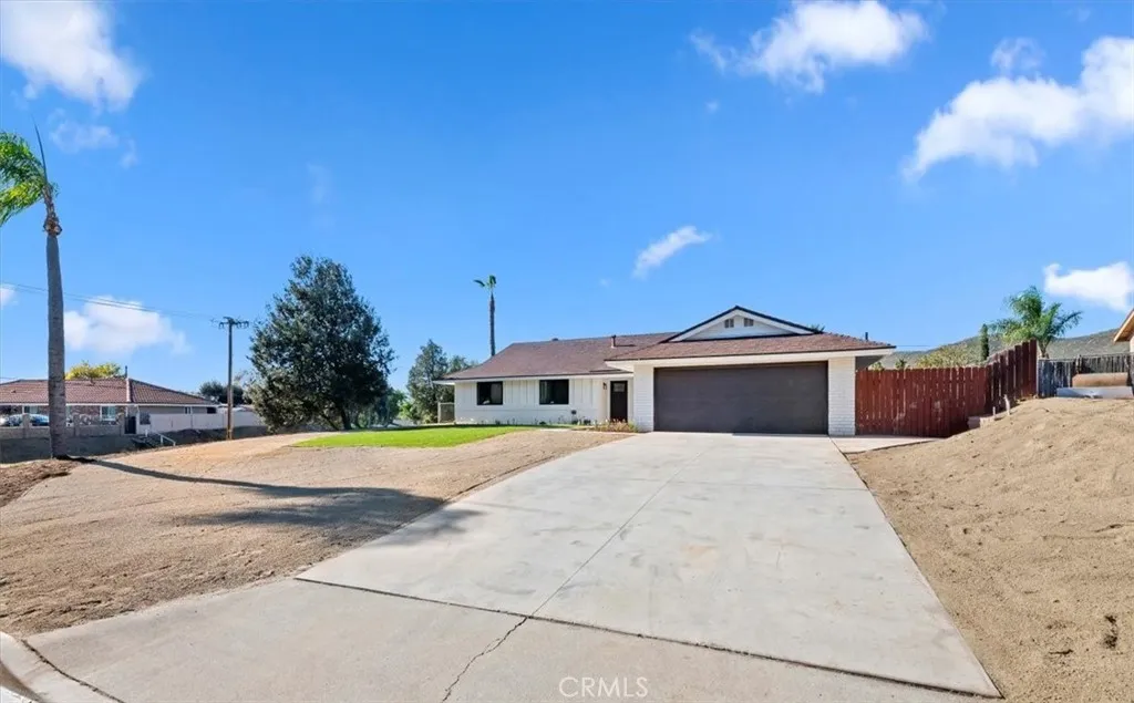 Additional image 4 of 7695 Lakeside Dr, Jurupa Valley, CA 92509