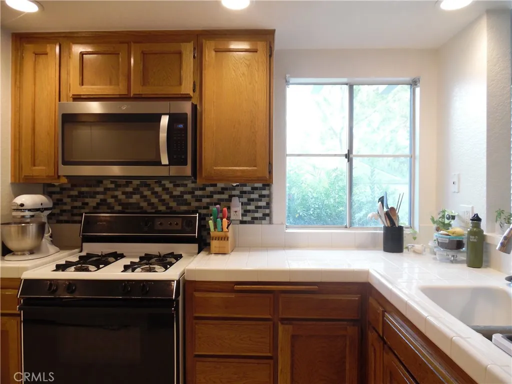 Additional image 14 of 1806 Rory Lane Unit 9, Simi Valley, CA 93063