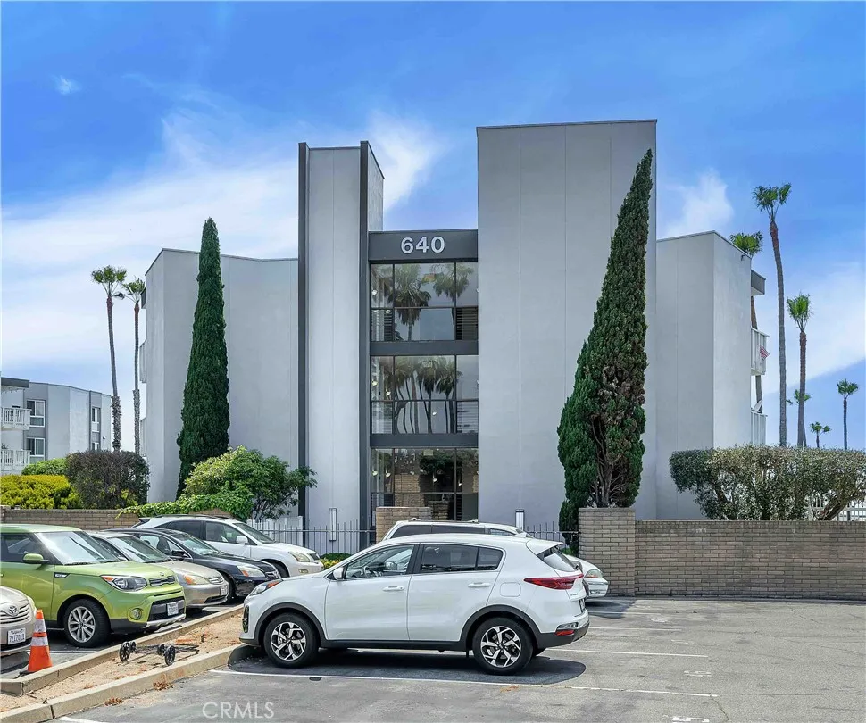 Additional image 58 of 640 The Village Unit 201, Redondo Beach, CA 90277