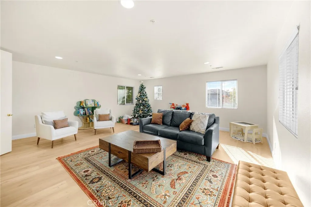 Additional image 94 of 16294 Los Coyotes St, Fontana, CA 92336