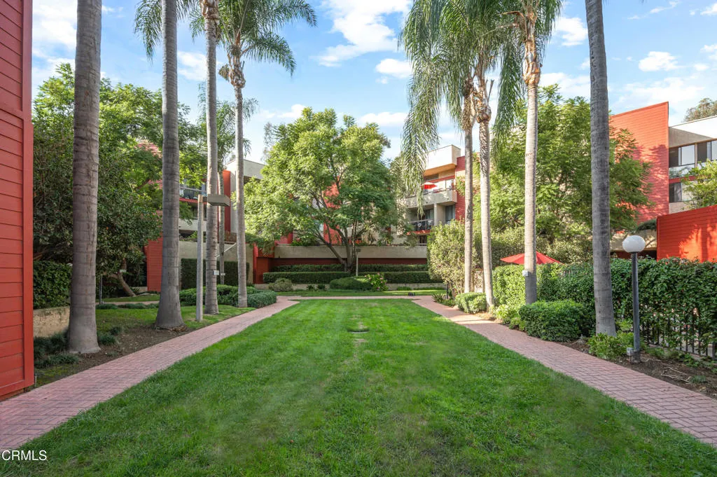 Additional image 40 of 3961 Via Marisol Unit 316, Los Angeles, CA 90042