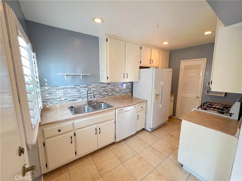 Additional image 9 of 5835 Bowcroft Street Unit 2, Los Angeles, CA 90016