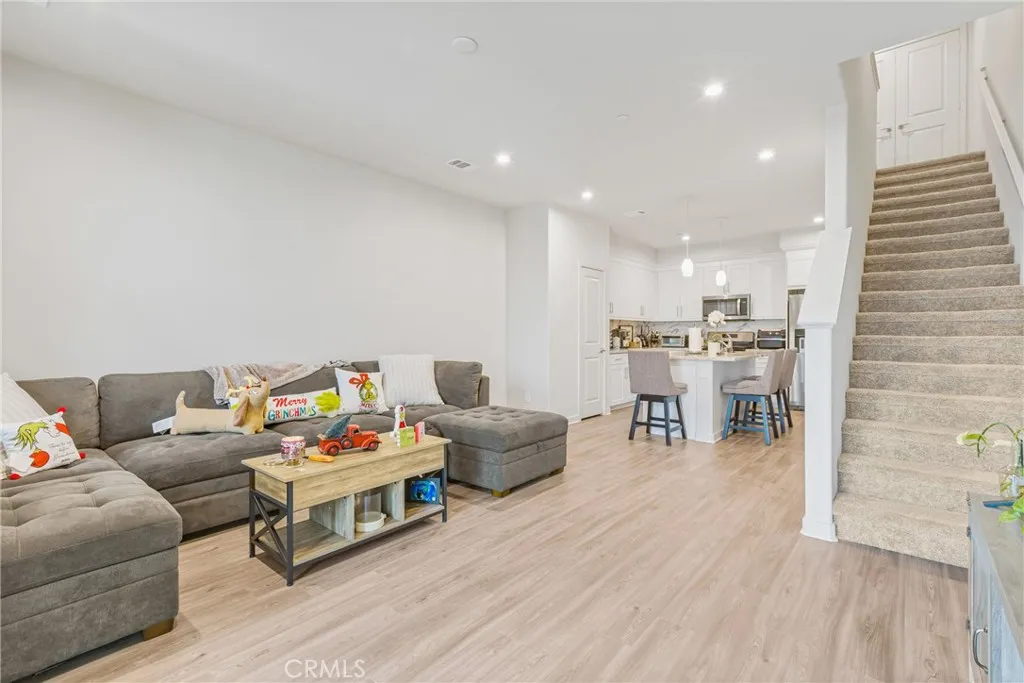 Additional image 35 of 125 Dove Lndg, Covina, CA 91722