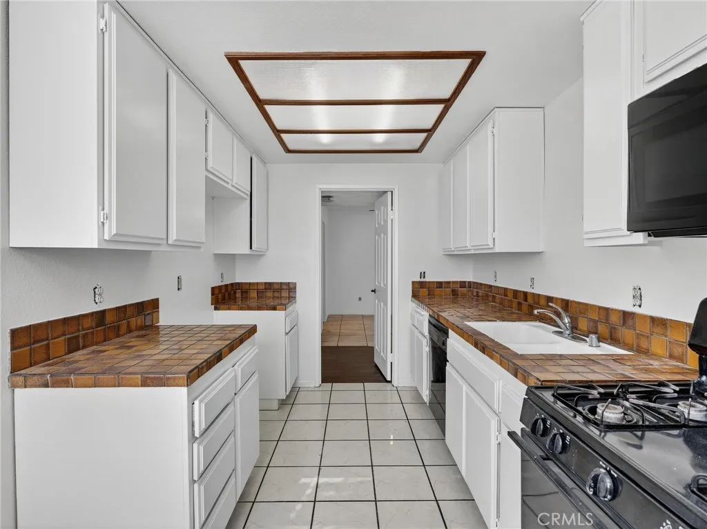 Additional image 44 of 1419 W 179th St Unit 9, Gardena, CA 90248