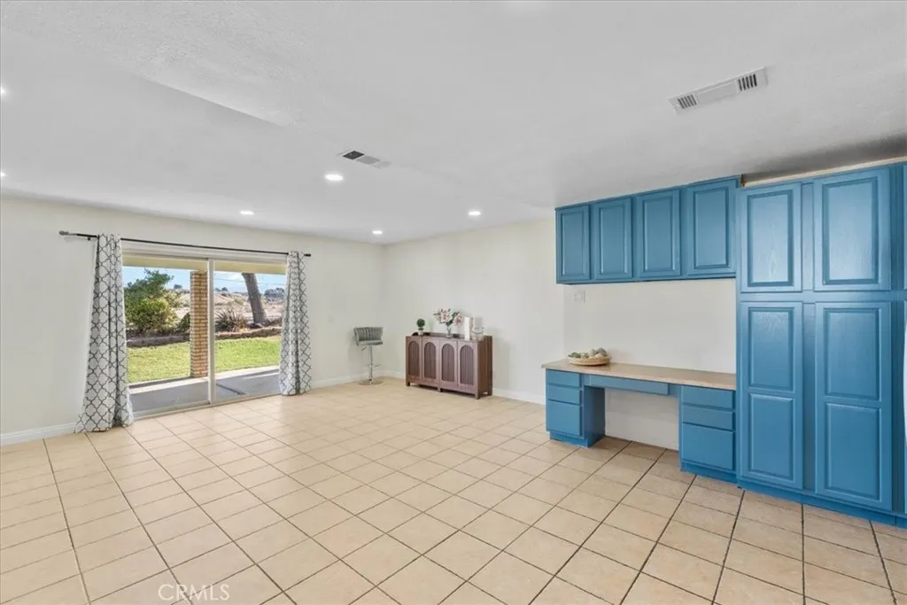 Additional image 46 of 13275 Riverview Dr, Victorville, CA 92395