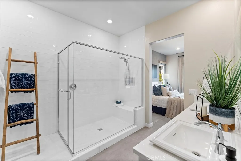 Additional image 83 of 419 Transport, Tustin, CA 92782