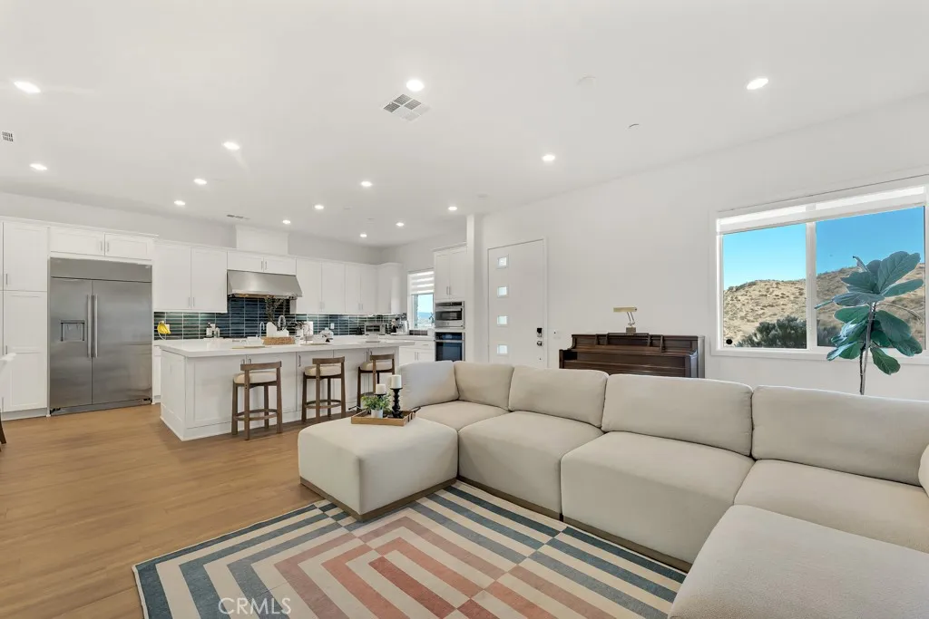 Additional image 44 of 27144 Skyland Way, Valencia, CA 91381