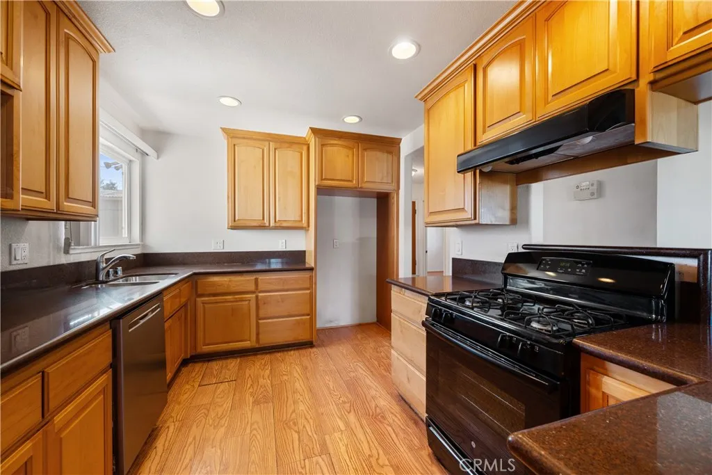 Additional image 13 of 914 W Camino Colegio, Santa Maria, CA 93458