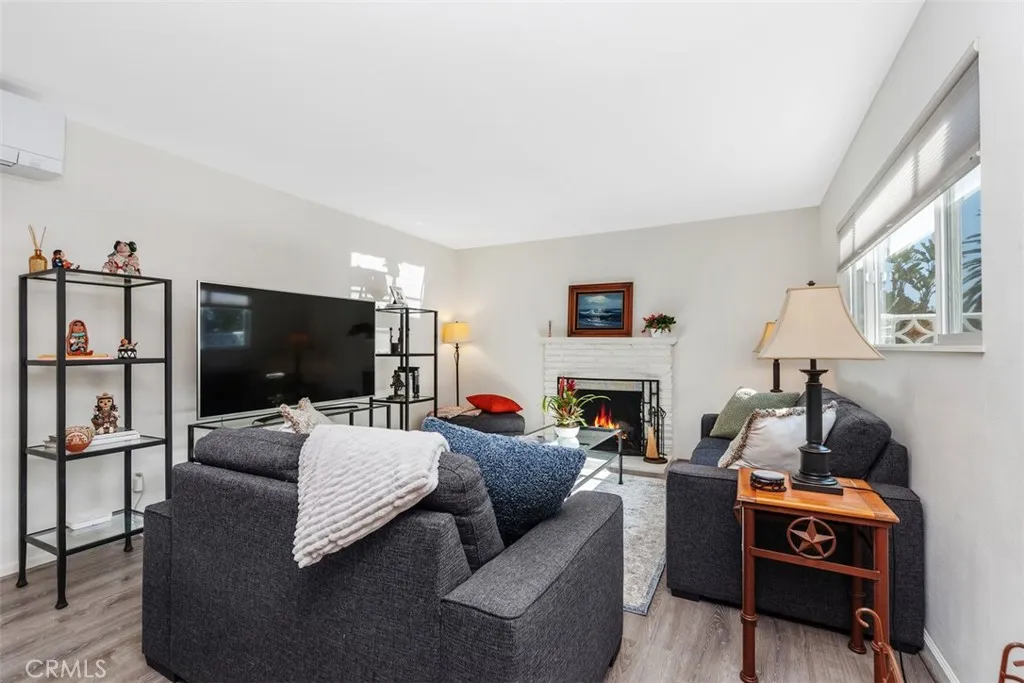 Additional image 7 of 15201 Nottingham Ln, Huntington Beach, CA 92647