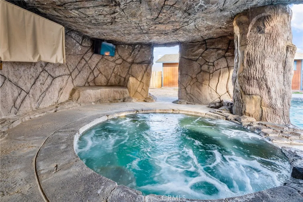 Additional image 7 of 15712 Cashew St, Hesperia, CA 92345