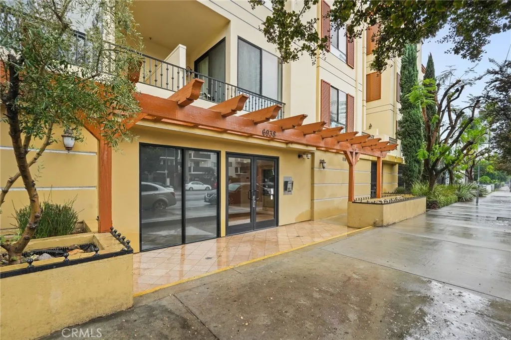 Additional image 31 of 6938 Laurel Canyon Unit 204, North Hollywood, CA 91605