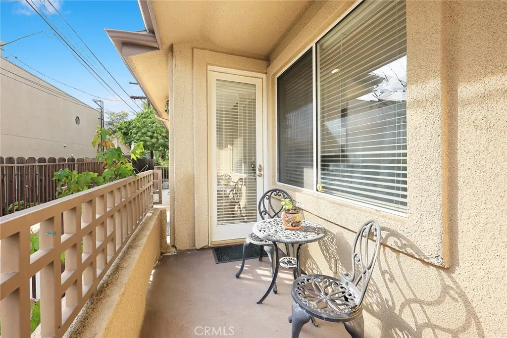 Additional image 16 of 101 S Verdugo Road Unit E, Glendale, CA 91205
