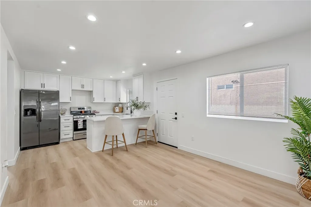 Additional image 8 of 622 W 99th St, Los Angeles, CA 90044