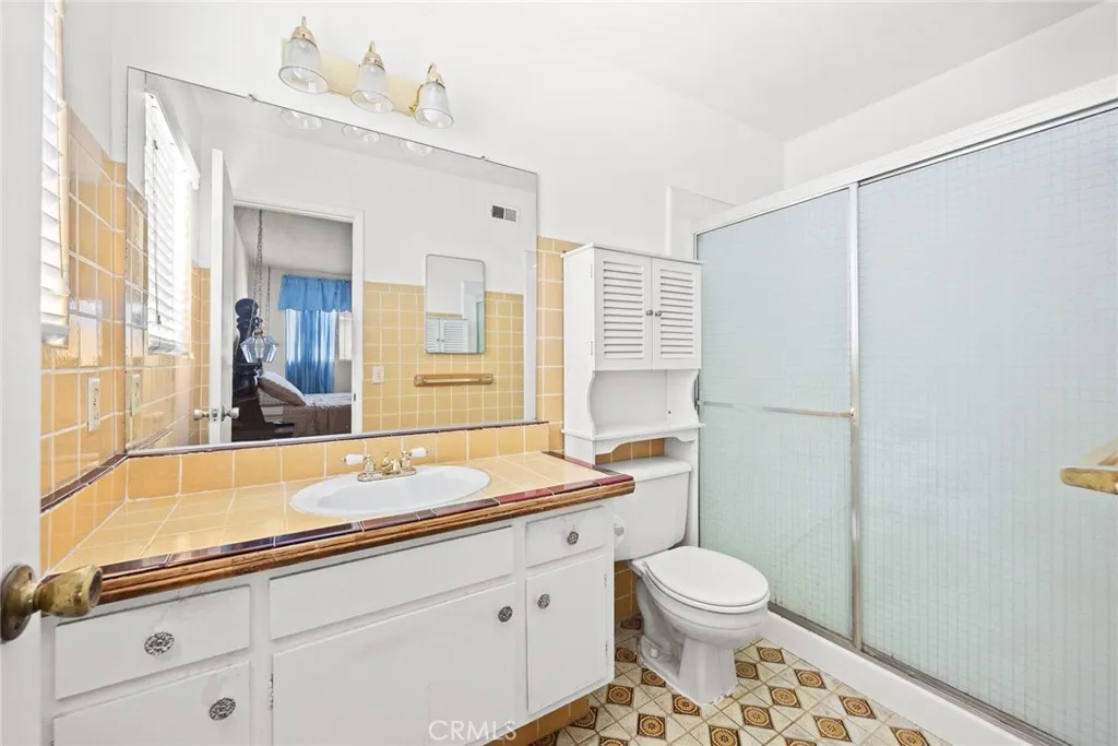 Additional image 44 of 20010 Earlie Avenue, Carson, CA 90746