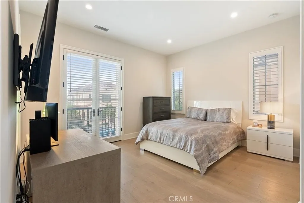 Additional image 24 of 244 coal mine, Irvine, CA 92602