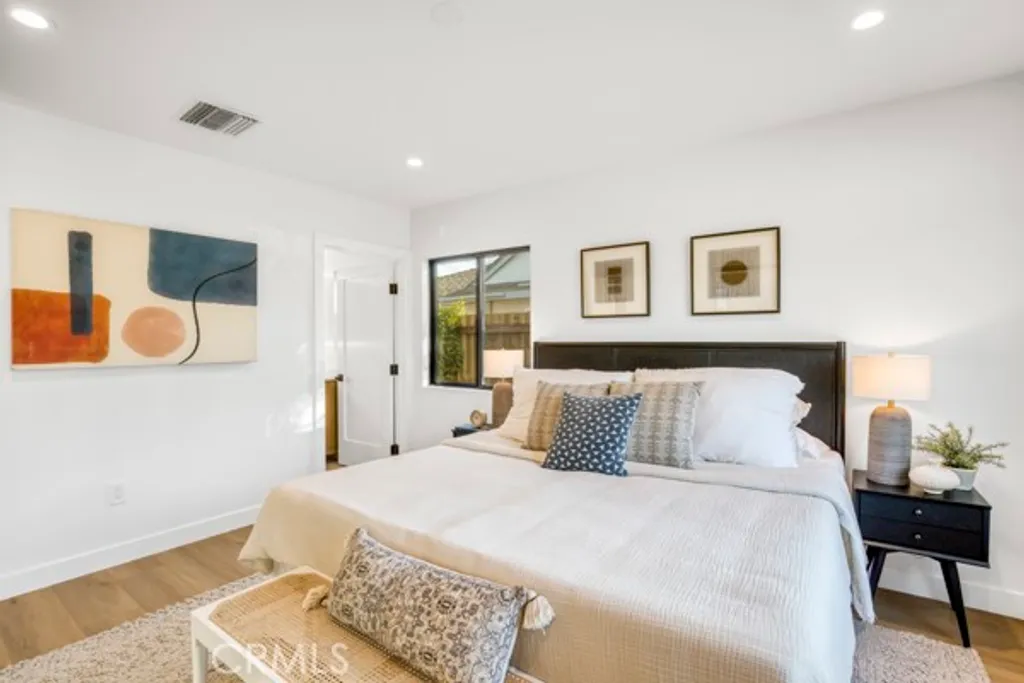 Additional image 16 of 7932 Woodlake, West Hills, CA 91304