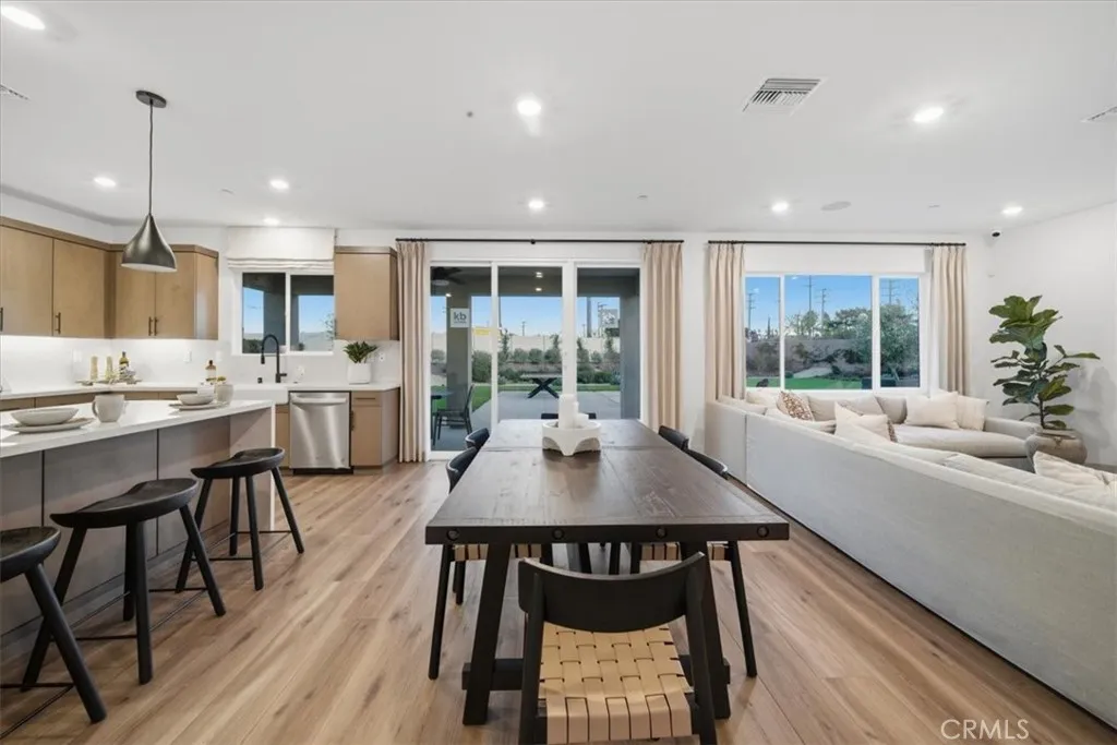 Additional image 53 of 42949 56th Street W, Lancaster, CA 93536