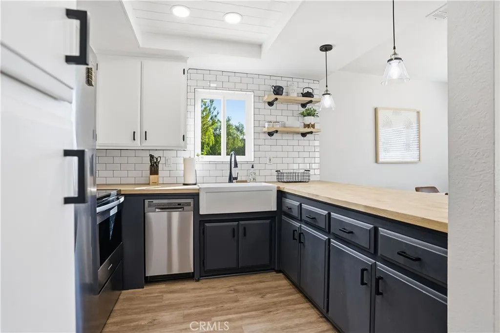 Additional image 20 of 24319 N Canyon Lake Drive N Unit 6, Canyon Lake, CA 92587