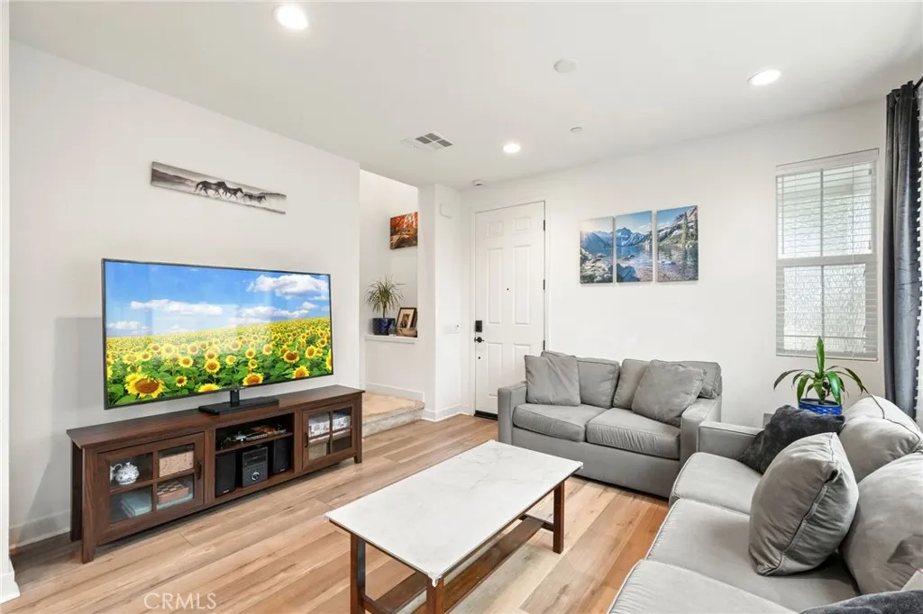 Additional image 50 of 1740 Heywood St #B, Simi Valley, CA 93065