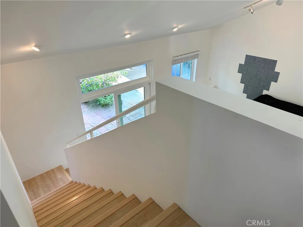 Additional image 17 of 22037 Ybarra, Woodland Hills, CA 91364