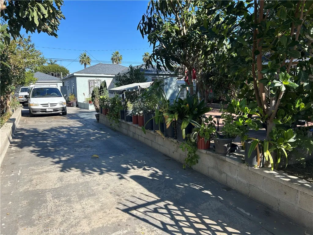 Additional image 5 of 2011 E Elizabeth St, Compton, CA 90221