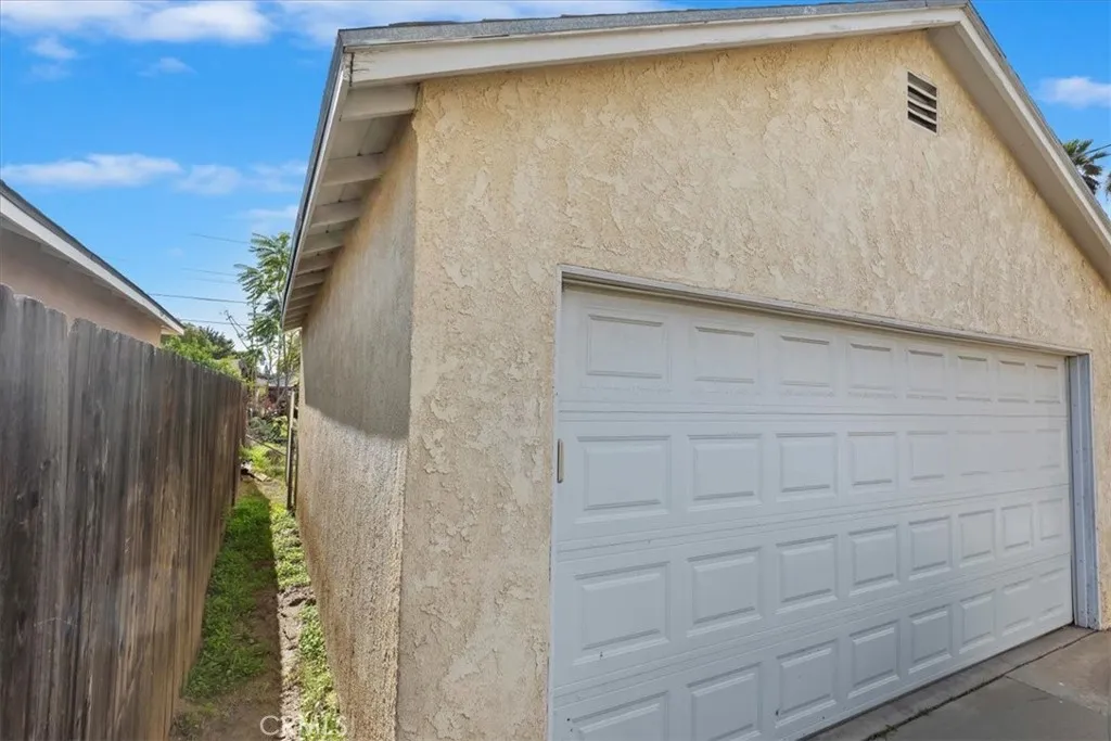 3826 Stansell Drive, Riverside, CA 92501