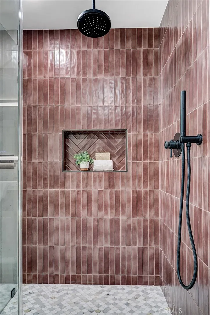 Additional image 101 of 876 Center Street, El Segundo, CA 90245