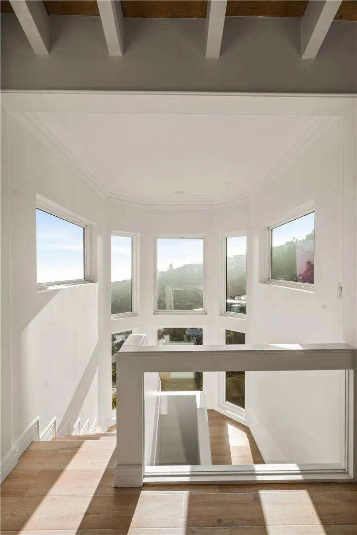 Additional image 83 of 2019 Sunset Plaza Drive, Los Angeles, CA 90069