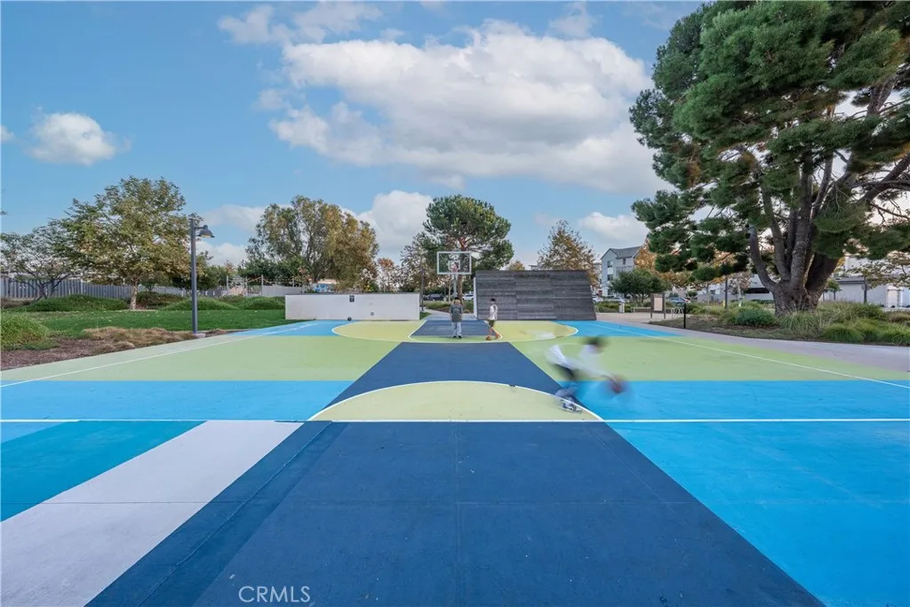 Additional image 40 of 177 Frame, Irvine, CA 92618