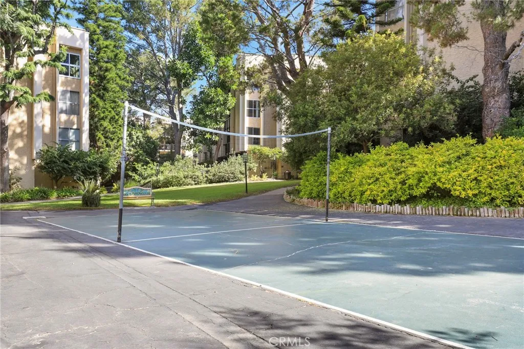 Additional image 50 of 5202 Raintree Circle, Culver City, CA 90230