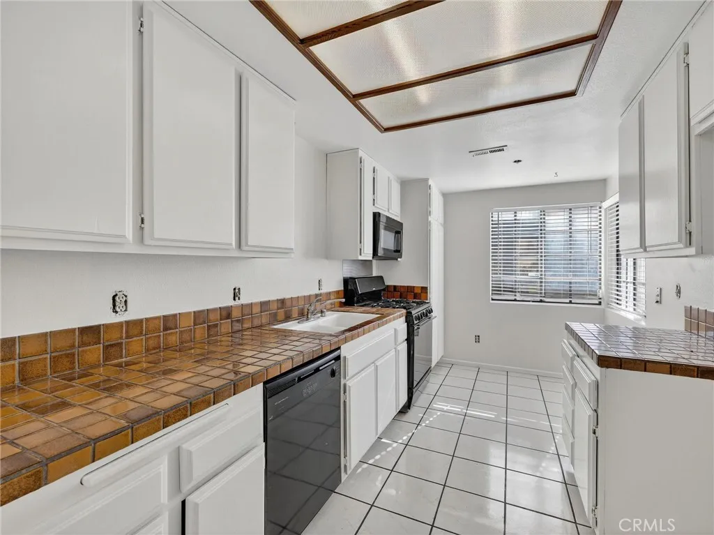 Additional image 13 of 1419 W 179th St Unit 9, Gardena, CA 90248