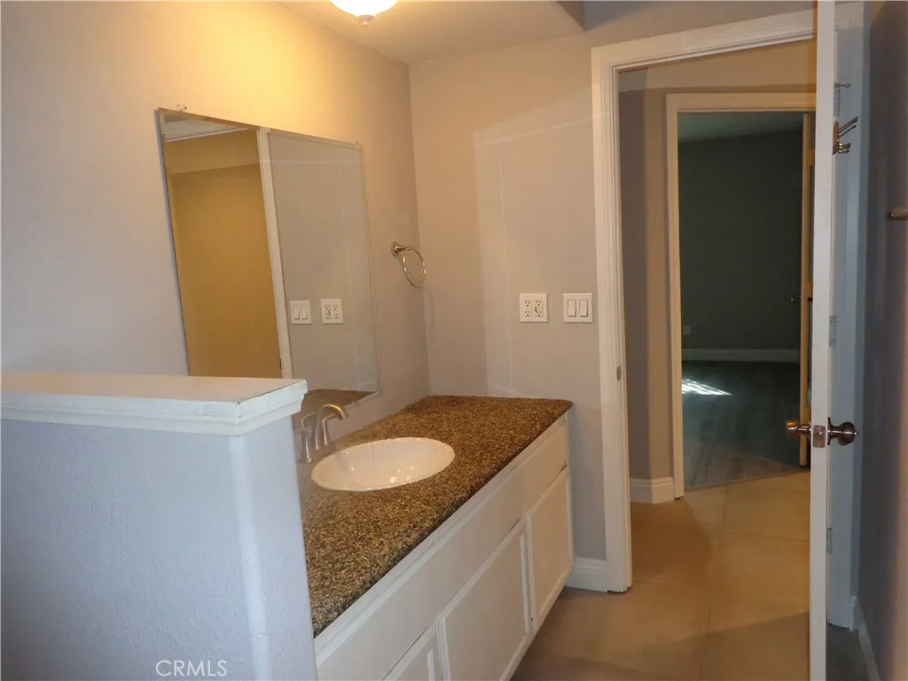 Additional image 16 of 12744 Running Deer Rd, Apple Valley, CA 92308
