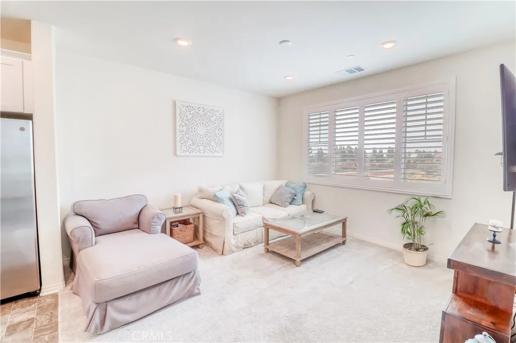 Additional image 87 of 16540 Wyndham Lane Unit 10, Fontana, CA 92336