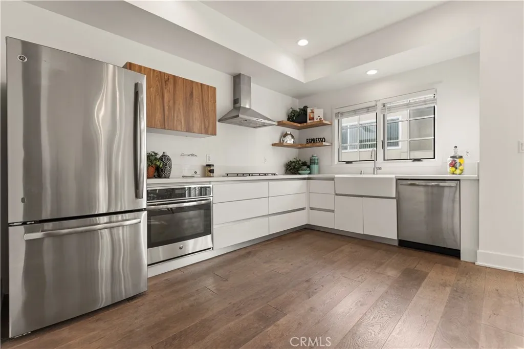 Additional image 57 of 288 S Oakland Ave Unit 211, Pasadena, CA 91101