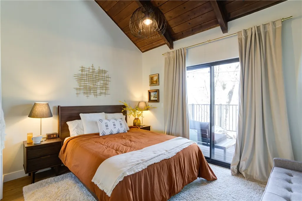 Additional image 21 of 1032 Grass Valley Rd, Lake Arrowhead, CA 92352