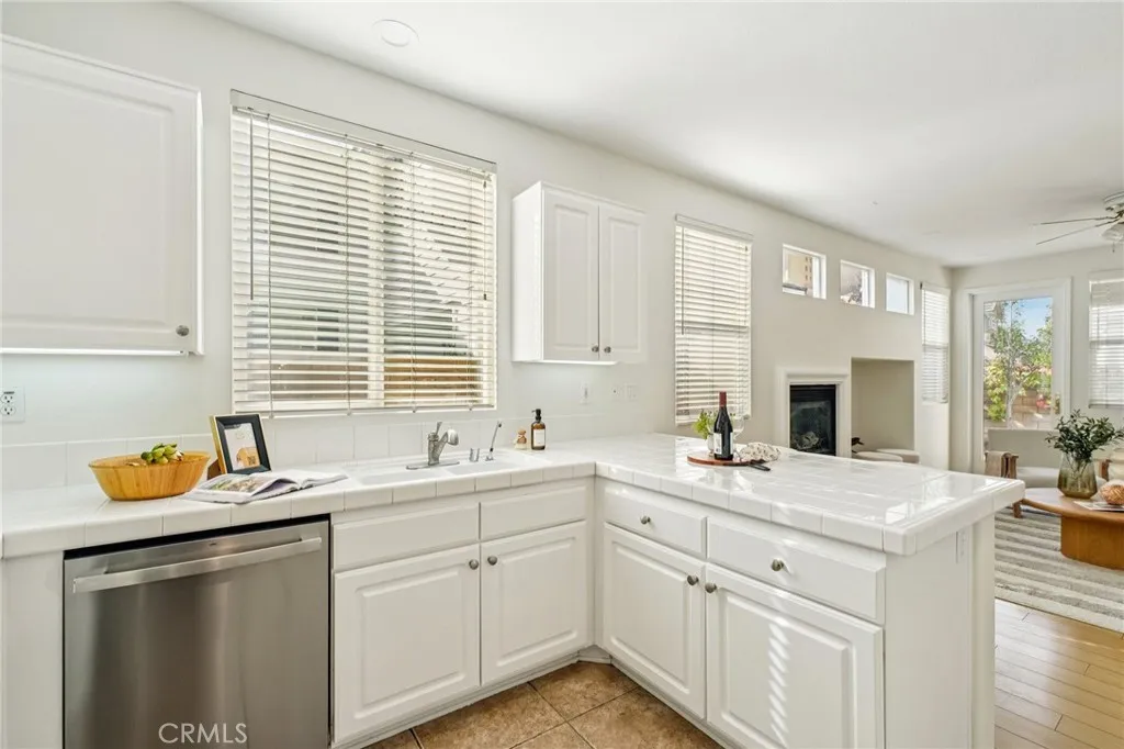 Additional image 79 of 24150 View Pointe Ln, Valencia, CA 91355