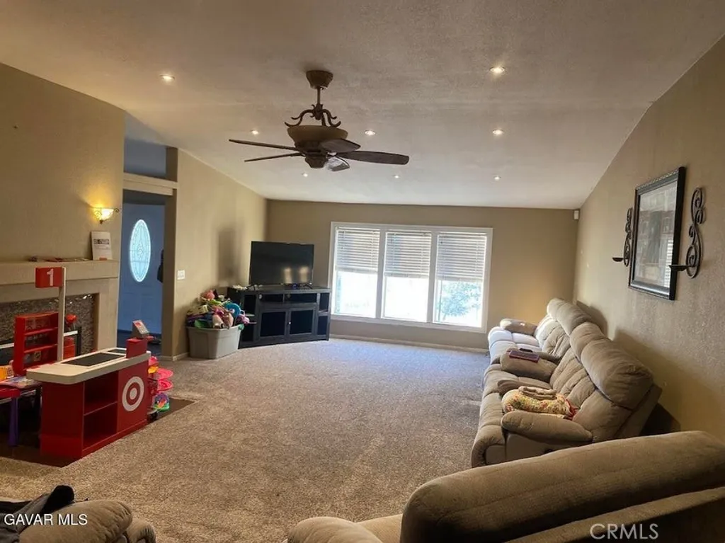 Additional image 12 of 5050 Pearblossom Highway, Palmdale, CA 93552