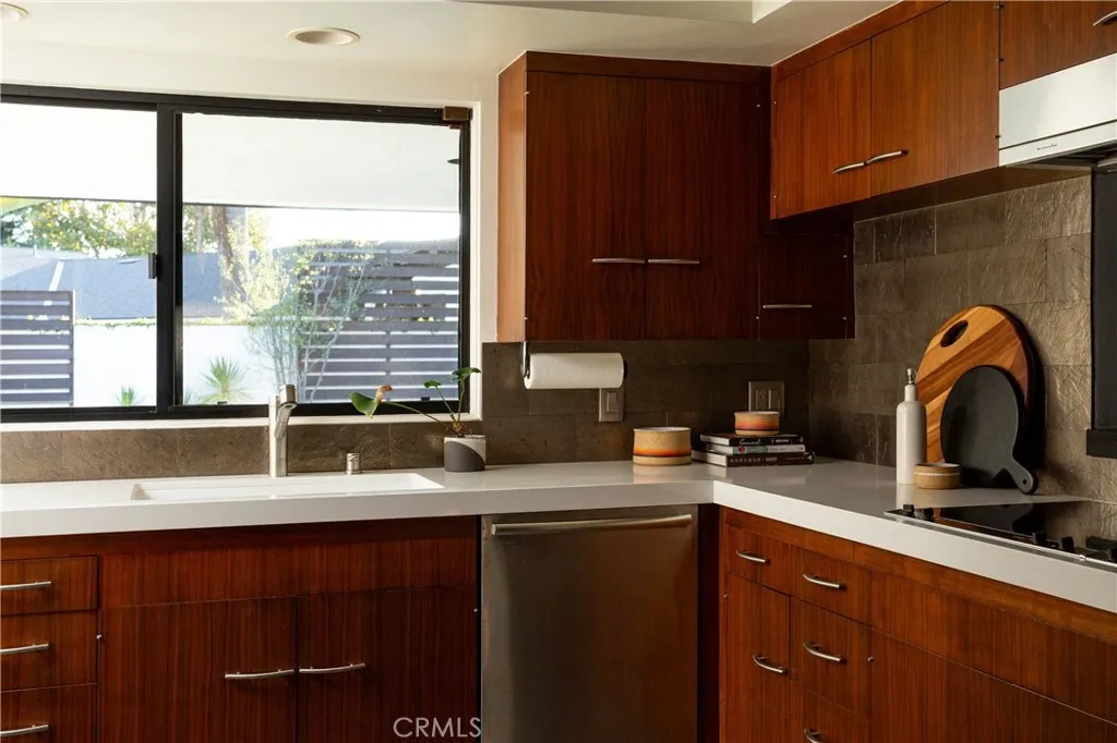 Additional image 47 of 1001 Nottingham Road, Newport Beach, CA 92660