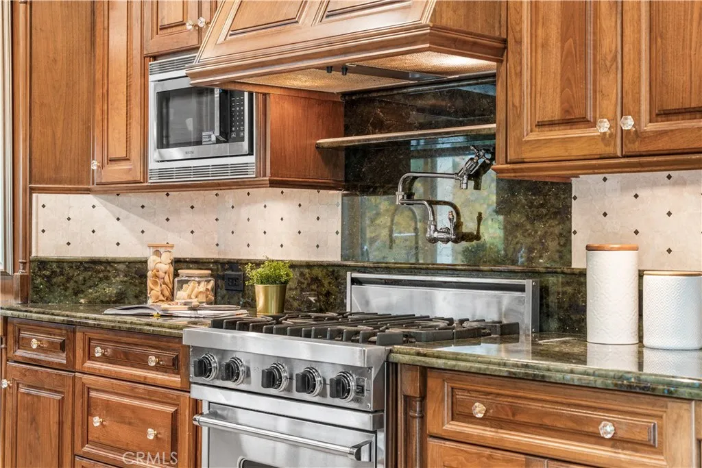 Additional image 55 of 698 S Gentry Ln, Anaheim Hills, CA 92807