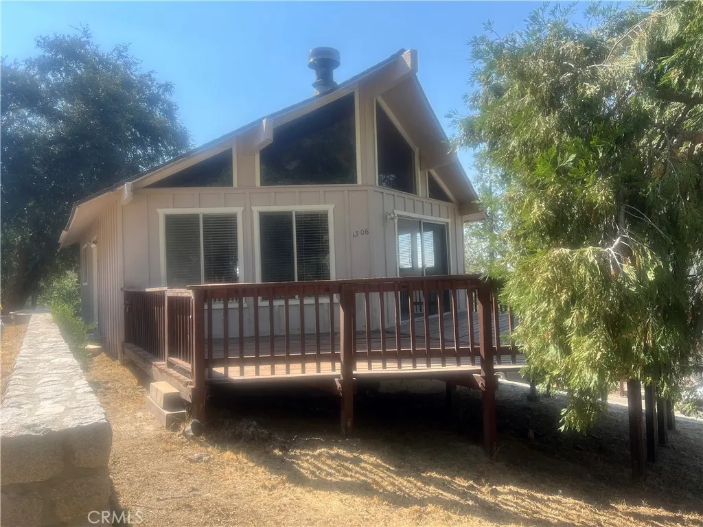 Additional image 2 of 1506 Wildcat Dr, Lake Arrowhead, CA 92352