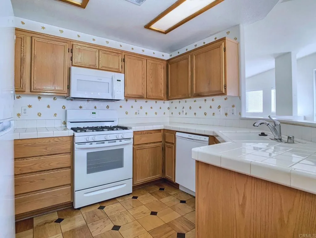 Additional image 21 of 365 Whispering Willow Dr Unit F, Santee, CA 92071