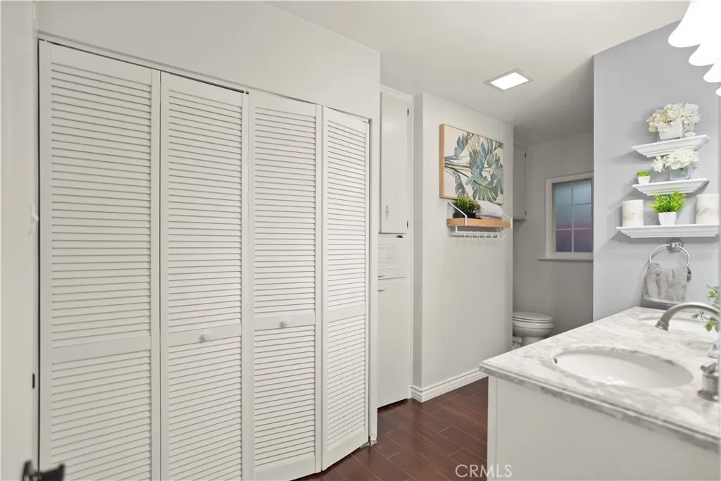 Additional image 37 of 1811 Country Club Dr, Bakersfield, CA 93306