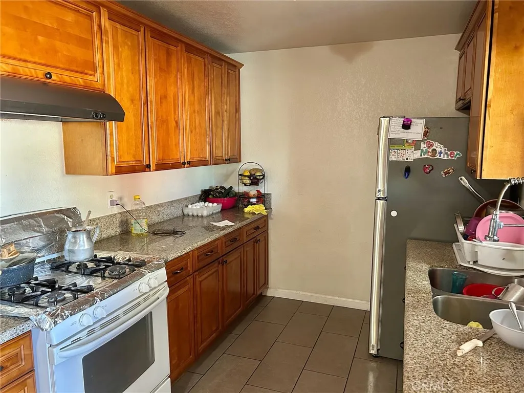 Additional image 3 of 1011 W Harding Avenue, Santa Maria, CA 93458