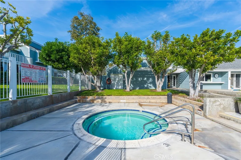 Additional image 32 of 6020 Bixby Village Dr Unit 63, Long Beach, CA 90803